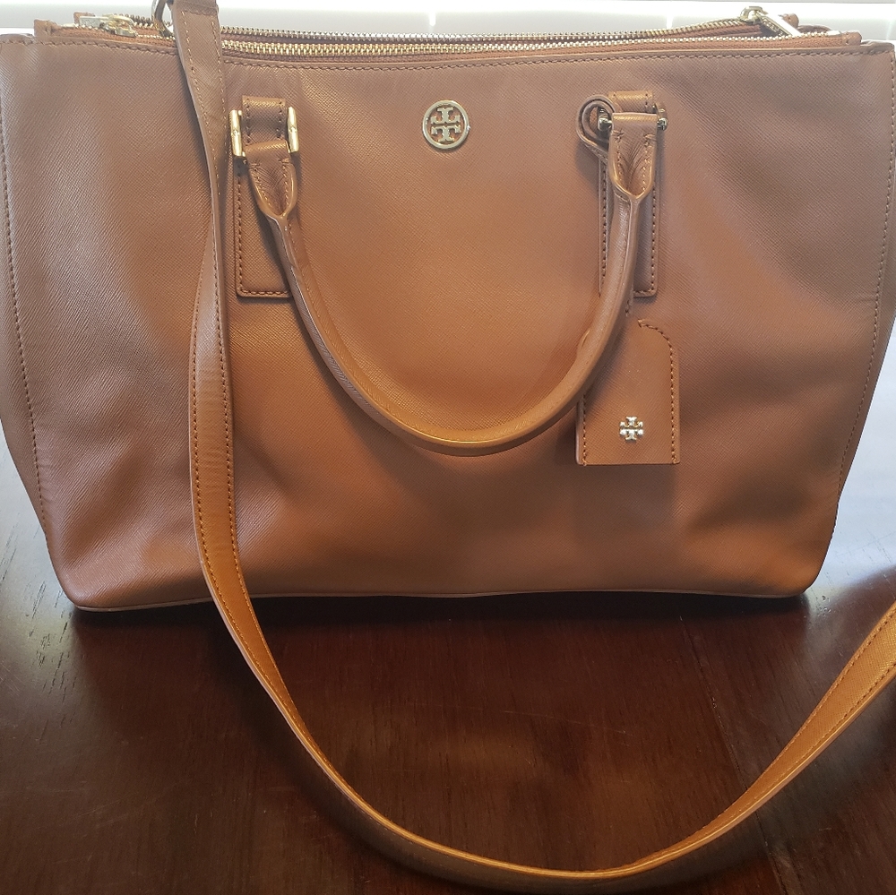 Tory Burch Robinson Tote Brown